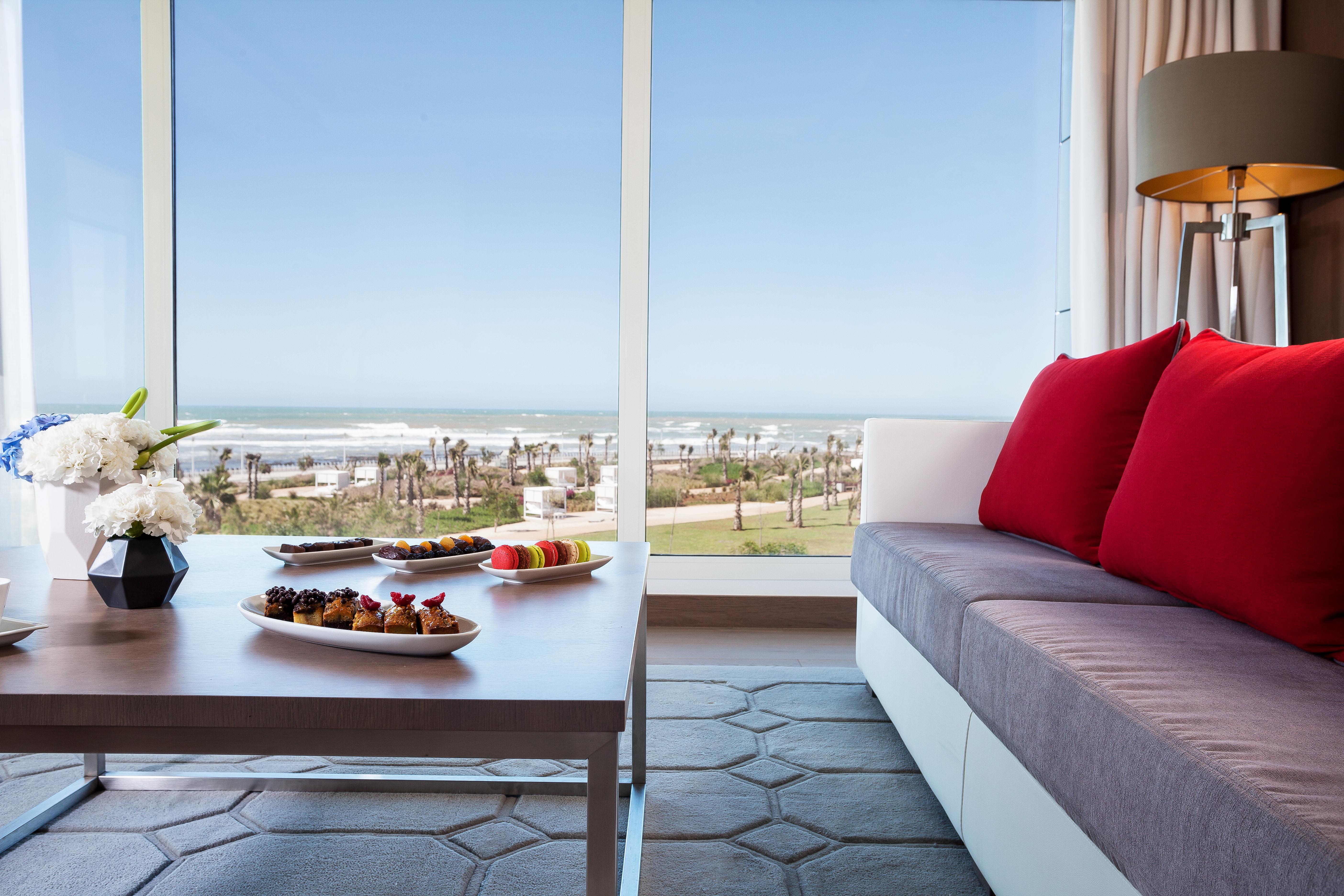 The View Bouznika Hotel Ngoại thất bức ảnh Suite