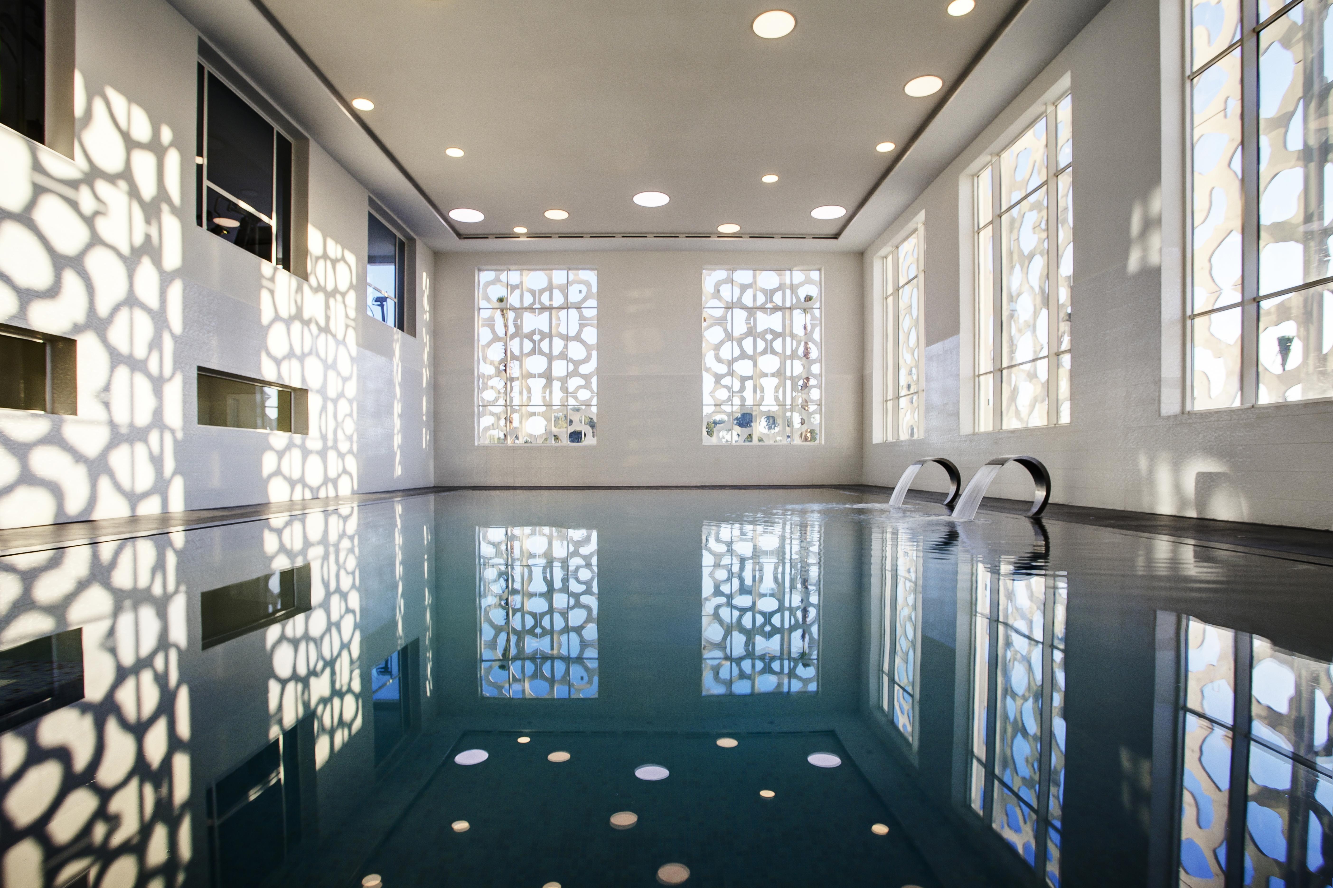 The View Bouznika Hotel Ngoại thất bức ảnh Swimming pool