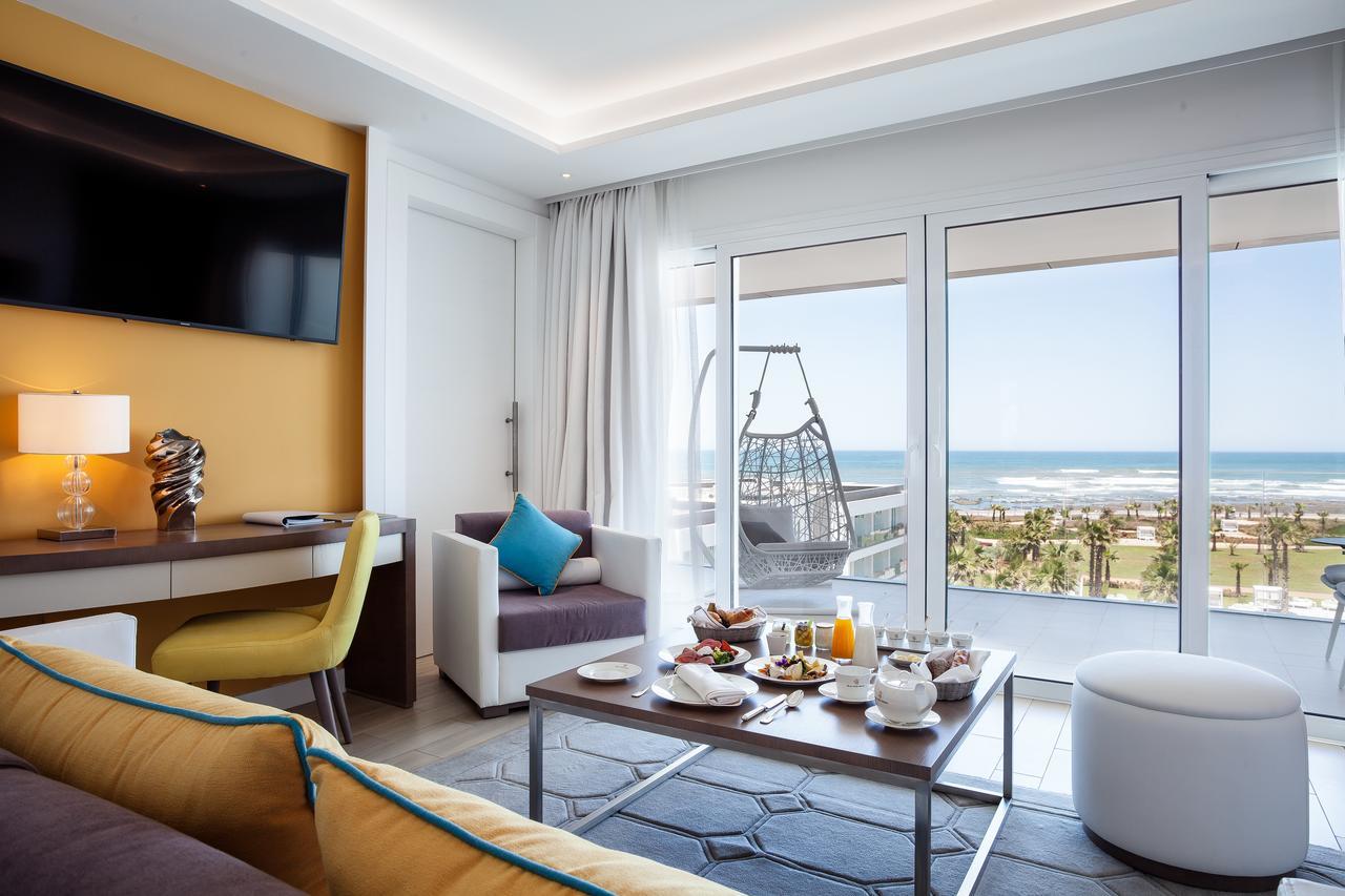 The View Bouznika Hotel Ngoại thất bức ảnh Suite at the hotel